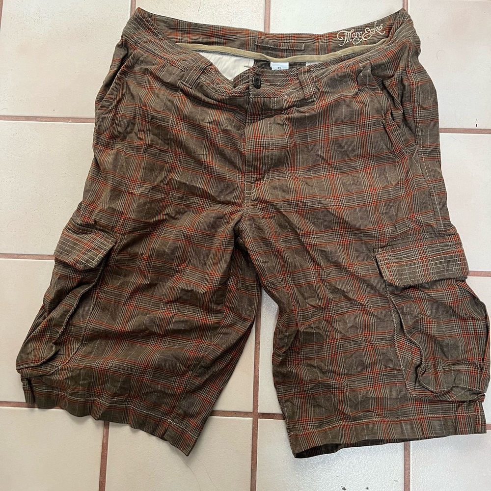 Marc Ecko men’s shorts size 34